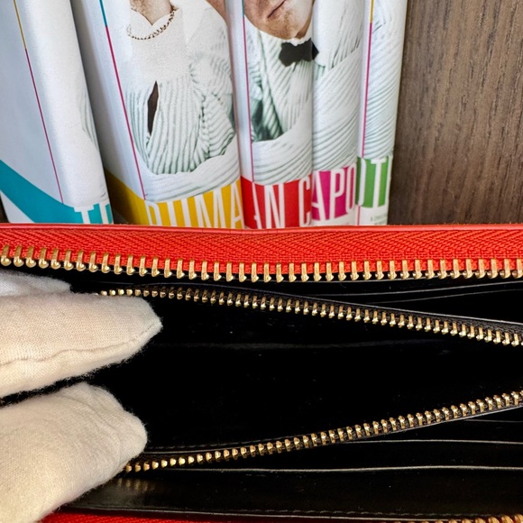 Rare Loewe Goya 4 Textured Anagram Zippy Wallet - Picture 10 of 10